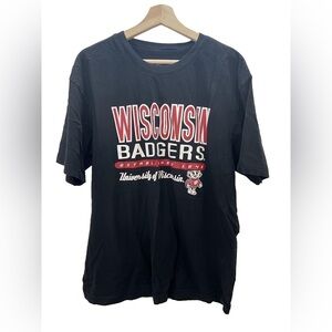 Wisconsin Badgers UWM Unisex Black Shirt size XL